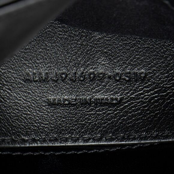 Saint Laurent Matelasse Calfskin Monogram LouLou Chain Small Shoulder Bag - Picture 7 of 10